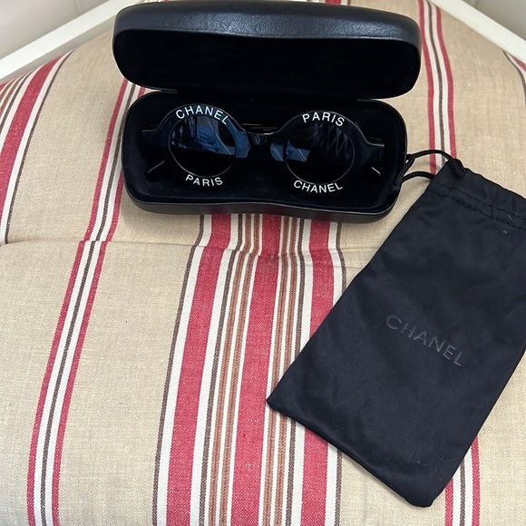 Chanel Paris Runway Round Sunglasses in Black Like New - Picture 2 of 16